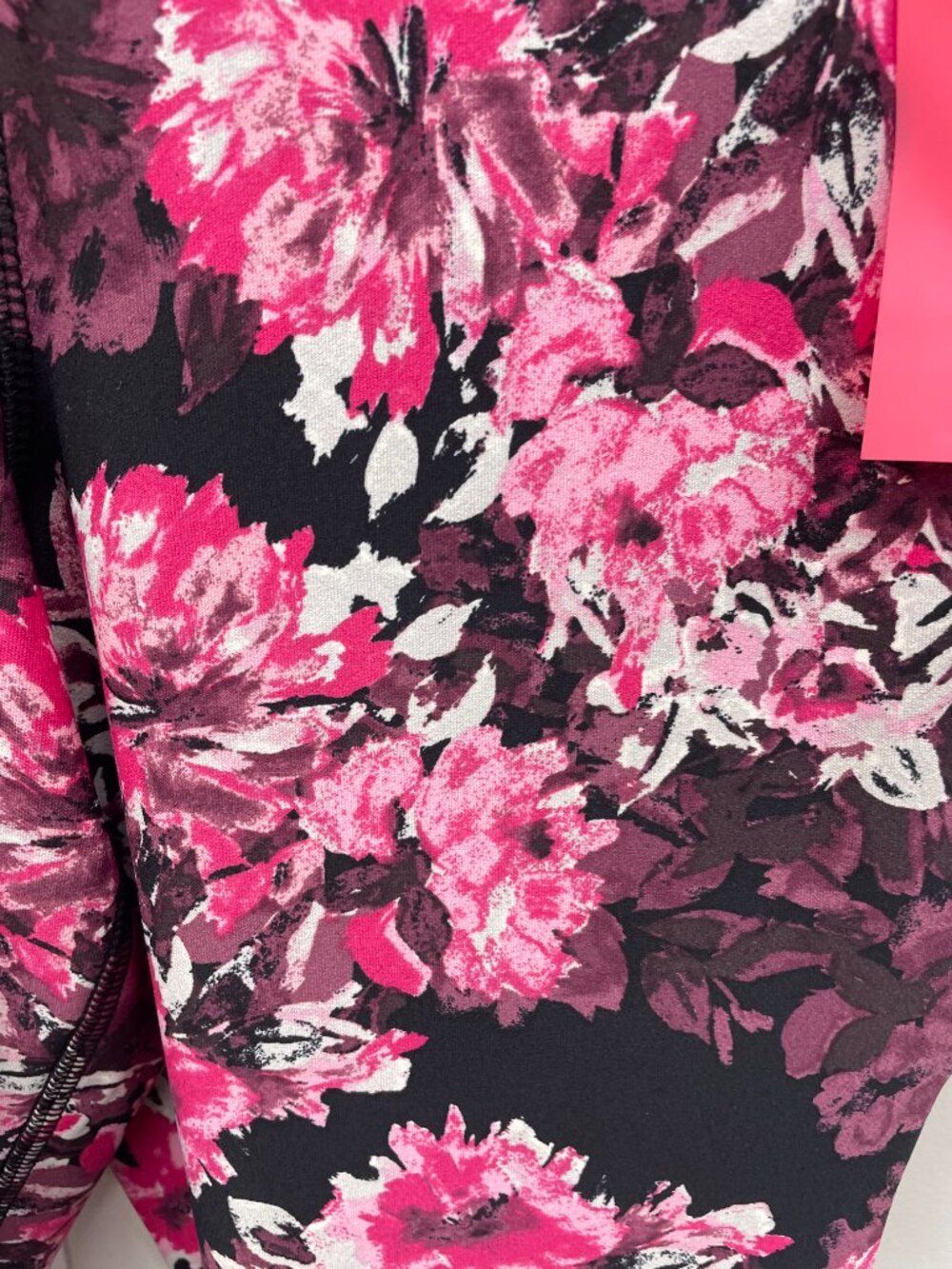 NWT Livi Lane Bryant Floral Power Leggings Size 1X - 14 - 16 - Picture 3 of 8